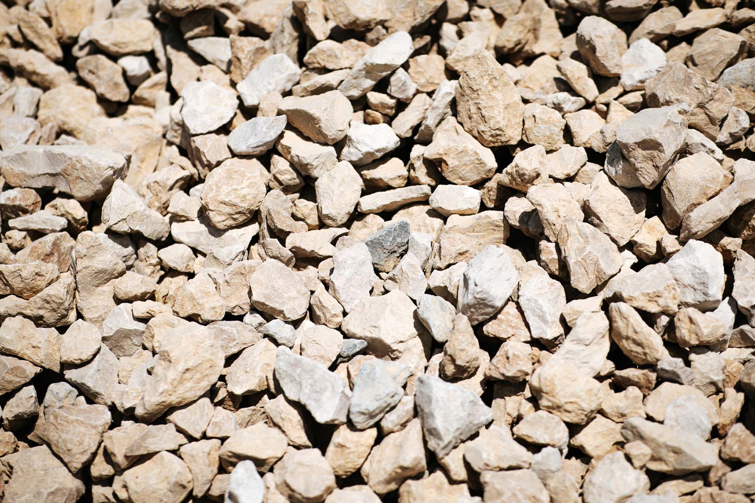 Photo de pierres à gabion jaune calcaire